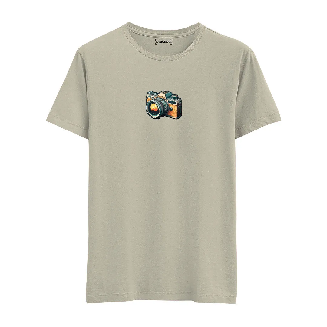 Camera - Regular Tshirt