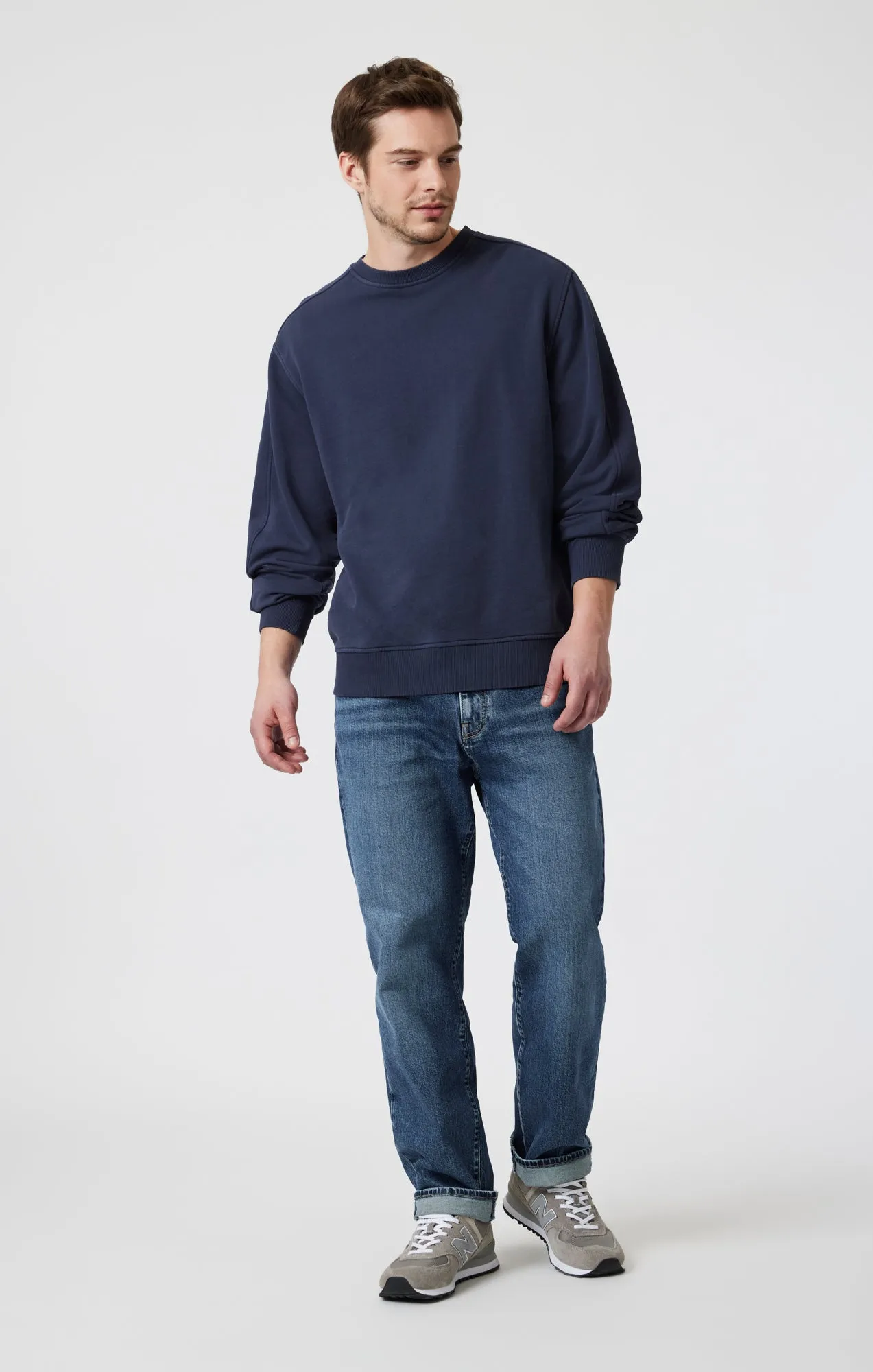 SWEATSHIRT IN COLLEGIATE BLUE